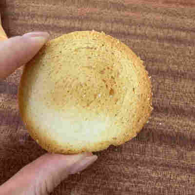 红卫草原奶酥饼牛奶和面馍片馒头片代餐饼干休闲儿童孕妇办公零食