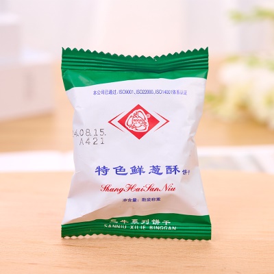 上海三牛特色鲜葱酥高钙饼干单独小包装老式怀旧葱香小饼干零食品